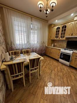 3-к квартира, вторичка, 106м2, 6/7 этаж
