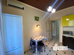 3-к квартира, вторичка, 65м2, 1/4 этаж