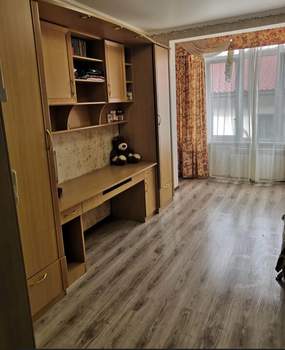 3-к квартира, вторичка, 101м2, 4/4 этаж