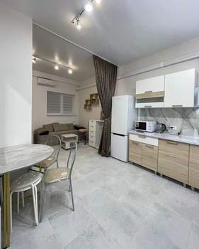 3-к квартира, вторичка, 90м2, 1/4 этаж