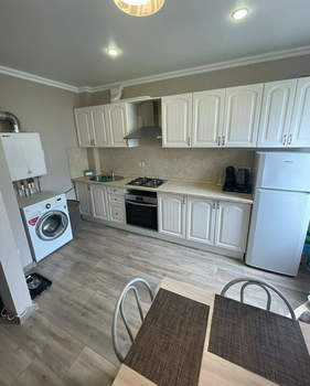 1-к квартира, вторичка, 38м2, 1/4 этаж