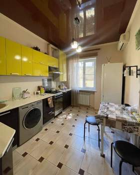 3-к квартира, вторичка, 73м2, 1/4 этаж