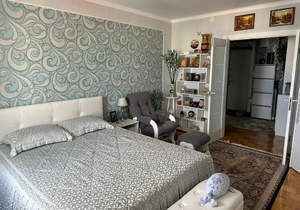 2-к квартира, вторичка, 56м2, 9/9 этаж