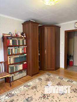 3-к квартира, вторичка, 64м2, 1/9 этаж