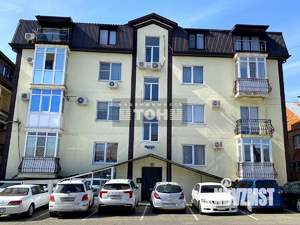 4-к квартира, вторичка, 145м2, 4/4 этаж