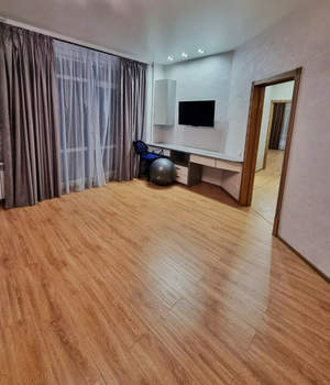 1-к квартира, вторичка, 70м2, 1/4 этаж