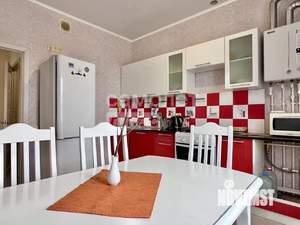 2-к квартира, вторичка, 65м2, 11/11 этаж