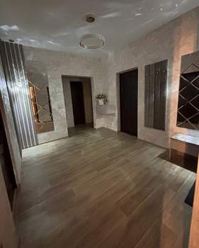 4-к квартира, вторичка, 97м2, 2/9 этаж