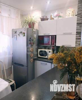 2-к квартира, вторичка, 58м2, 1/5 этаж