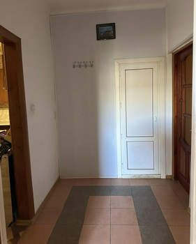 2-к квартира, вторичка, 48м2, 1/2 этаж