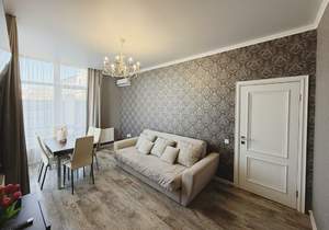 2-к квартира, вторичка, 55м2, 1/7 этаж