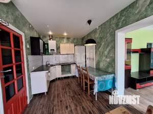 2-к квартира, вторичка, 49м2, 1/1 этаж