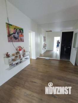 3-к квартира, вторичка, 118м2, 2/2 этаж