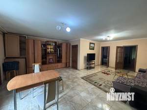 2-к квартира, вторичка, 75м2, 1/3 этаж