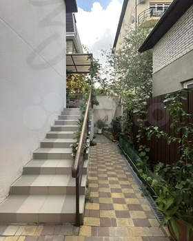 2-к квартира, вторичка, 70м2, 2/2 этаж