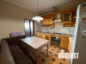 3-к квартира, вторичка, 63м2, 1/2 этаж
