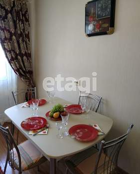 2-к квартира, вторичка, 56м2, 4/16 этаж