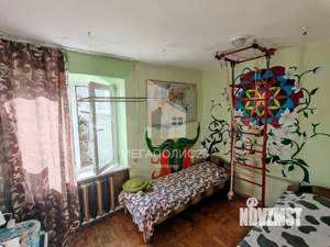 4-к квартира, вторичка, 63м2, 5/5 этаж