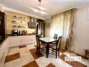 4-к квартира, вторичка, 145м2, 2/6 этаж