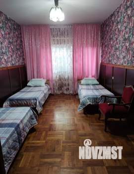 4-к квартира, вторичка, 203м2, 1/9 этаж