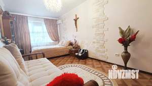2-к квартира, вторичка, 63м2, 7/10 этаж