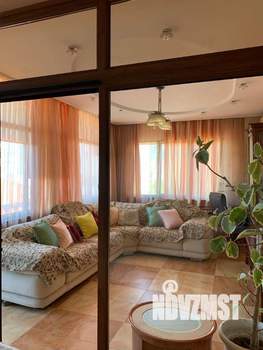 4-к квартира, вторичка, 145м2, 3/4 этаж