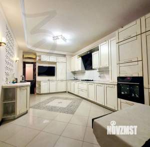 3-к квартира, вторичка, 102м2, 2/5 этаж