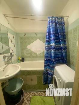 3-к квартира, вторичка, 62м2, 1/4 этаж