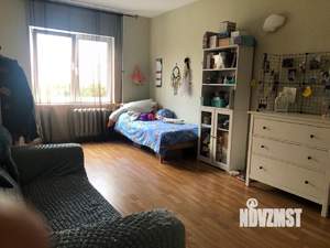 2-к квартира, вторичка, 62м2, 1/9 этаж