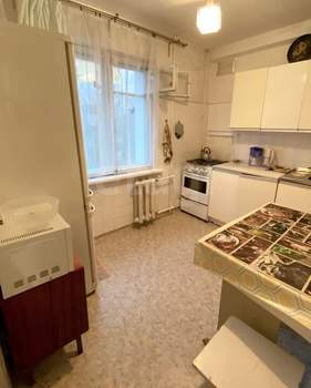 3-к квартира, вторичка, 58м2, 3/5 этаж