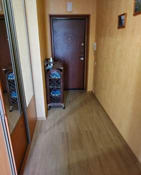 2-к квартира, вторичка, 70м2, 3/6 этаж