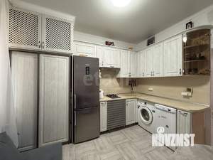 2-к квартира, вторичка, 52м2, 1/4 этаж