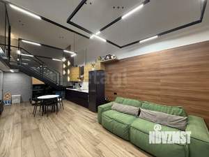 2-к квартира, вторичка, 72м2, 1/17 этаж