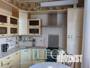 3-к квартира, вторичка, 98м2, 3/3 этаж