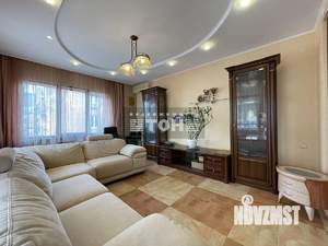 3-к квартира, вторичка, 145м2, 2/6 этаж