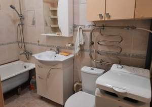 2-к квартира, вторичка, 80м2, 3/3 этаж