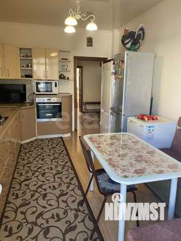 2-к квартира, вторичка, 74м2, 2/5 этаж