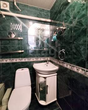 3-к квартира, вторичка, 50м2, 1/6 этаж