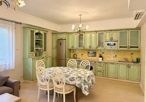 2-к квартира, вторичка, 79м2, 1/5 этаж