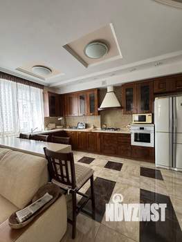 2-к квартира, вторичка, 87м2, 3/6 этаж