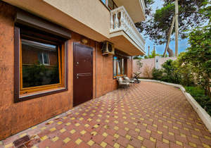 3-к квартира, вторичка, 92м2, 1/5 этаж