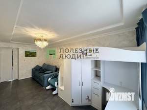 3-к квартира, вторичка, 63м2, 5/5 этаж