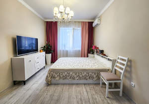 2-к квартира, вторичка, 72м2, 1/5 этаж