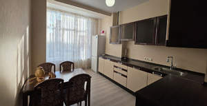 2-к квартира, вторичка, 70м2, 3/5 этаж