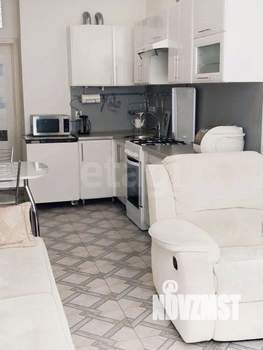 1-к квартира, вторичка, 52м2, 2/6 этаж