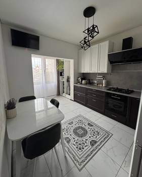 2-к квартира, вторичка, 65м2, 1/7 этаж