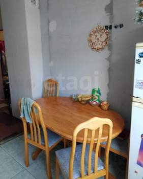 2-к квартира, вторичка, 52м2, 1/5 этаж