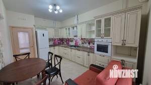 2-к квартира, вторичка, 63м2, 1/7 этаж
