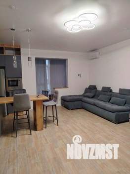 2-к квартира, вторичка, 61м2, 6/21 этаж