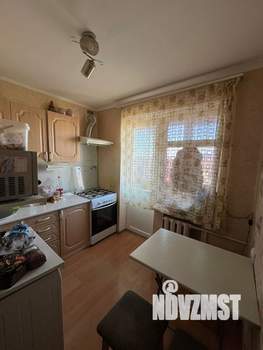 3-к квартира, вторичка, 63м2, 5/5 этаж